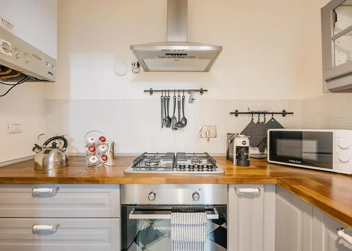 Bhr - La Finestra Su